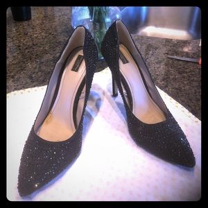 Zara Black Pumps